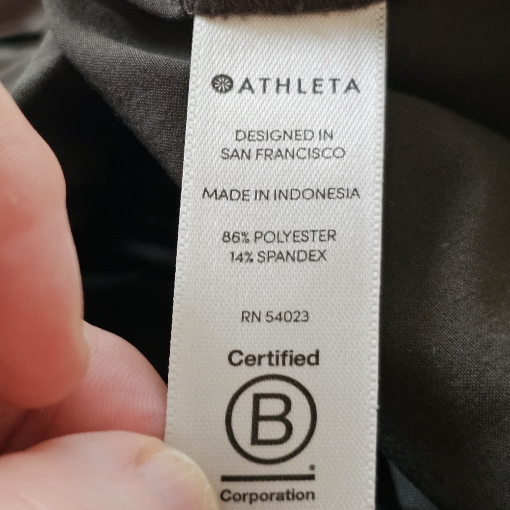 ATHLETA Skyline Featherweight Paperbag Ankle Pants 8 - Picture 8 of 9